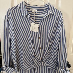 Beach Lunch Lounge Blue and White Striped Blouse NWT Sz Lg